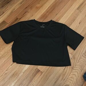 SHEIN Black Medium Crop Top